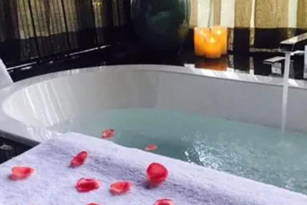 石家庄水疗池中的失重冥想:当身体学会漂浮