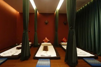 石家庄泰式按摩的被动瑜伽:当身体被折叠成诗