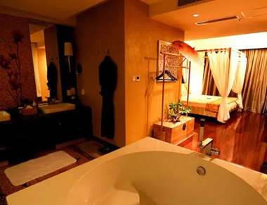 石家庄养生会所的黄昏恋:当爱情遇上八十岁